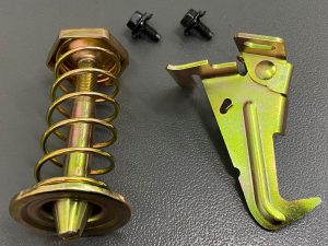 BONNET LATCH PIN & SPRING KIT FORD XC FALCON FAIRMONT