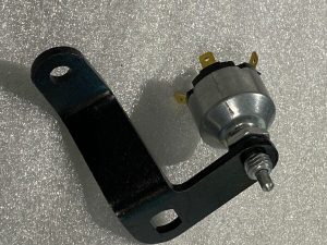 NEUTRAL START SAFETY SWITCH AND BRACKET SUIT FORD XR XT XW XY XA FMX