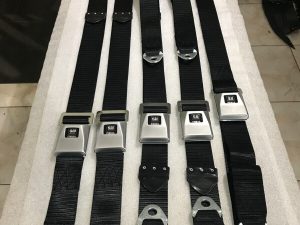 SEAT BELTS SUIT HOLDEN HQ SEDAN BLACK