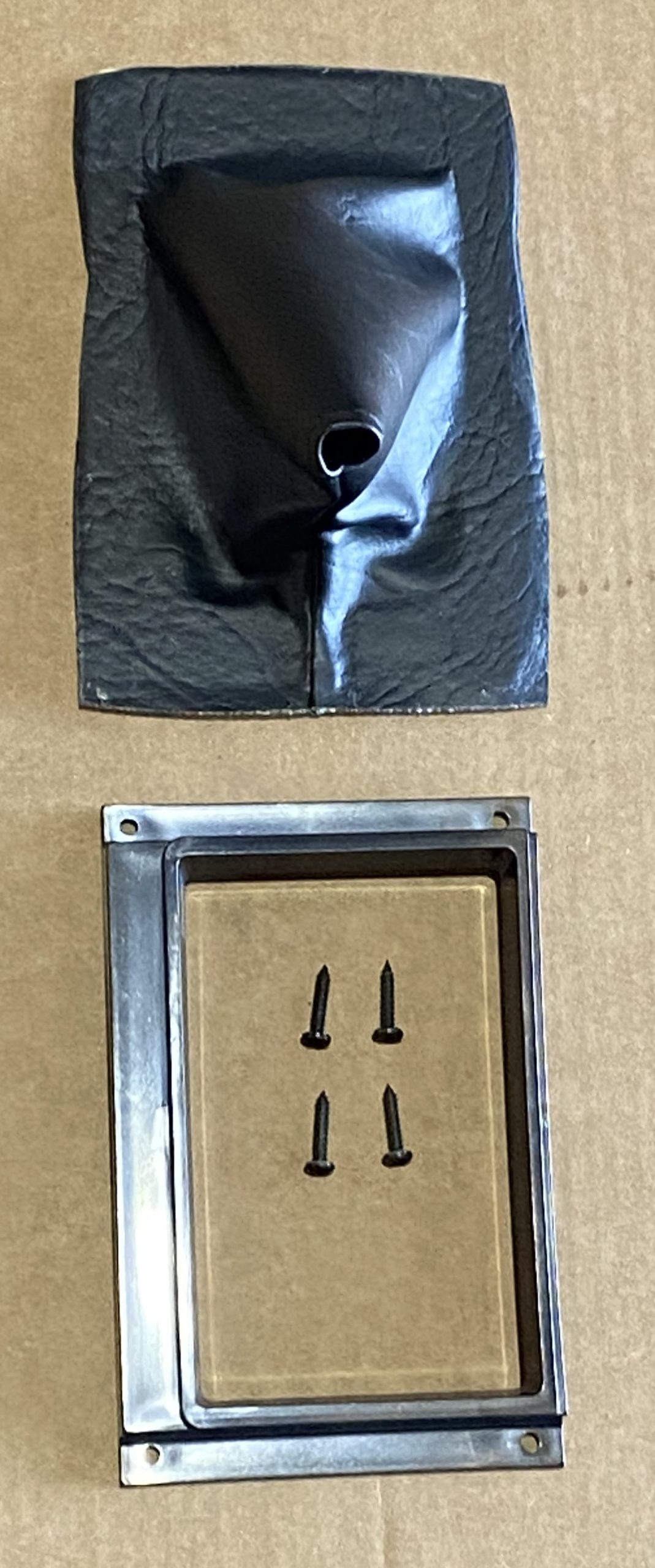 MANUAL GEAR SHIFT BOOT & CONSOLE INSERT SUIT FORD XA XB FALCON FAIRMONT