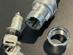 IGNITION SWITCH KIT SUIT FORD XR XT XW XY FALCON FAIRMONT ZA ZB ZC ZD FAIRLANE