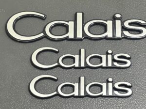 HOLDEN COMMODORE VN CALAIS BOOT & FENDER BADGES