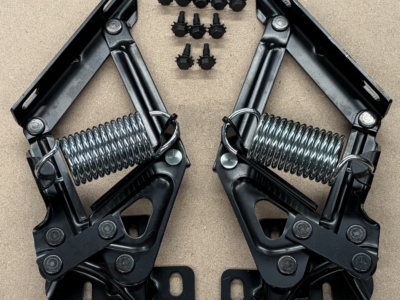 BONNET HINGES & BOLTS FORD XA XB XC FALCON FAIRMONT ZF ZG ZH FAIRLANE P5 P6 PAIR