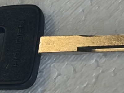 NEW KEY SUIT HOLDEN VN VP SS HSV EXECUTIVE BERLINA MALOO SV