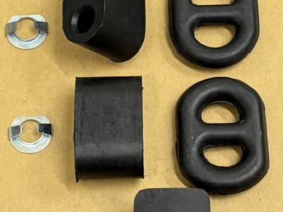 EXHAUST HANGER RUBBER MOUNT KIT HOLDEN COMMODORE VS V8 IRS SEDAN SINGLE MUFFLER