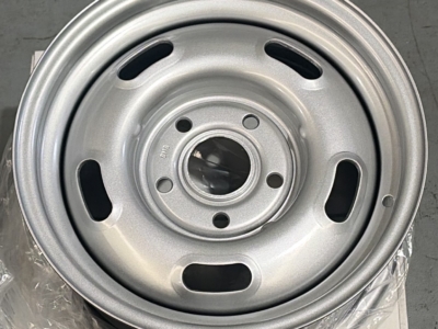 5 SLOT WHEEL 14 X 6 SUIT FORD FALCON XR XT XW XY GT HO GS SMALL CENTRE